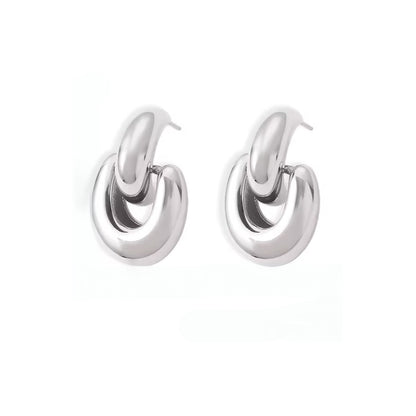 Aretes Q Plateados